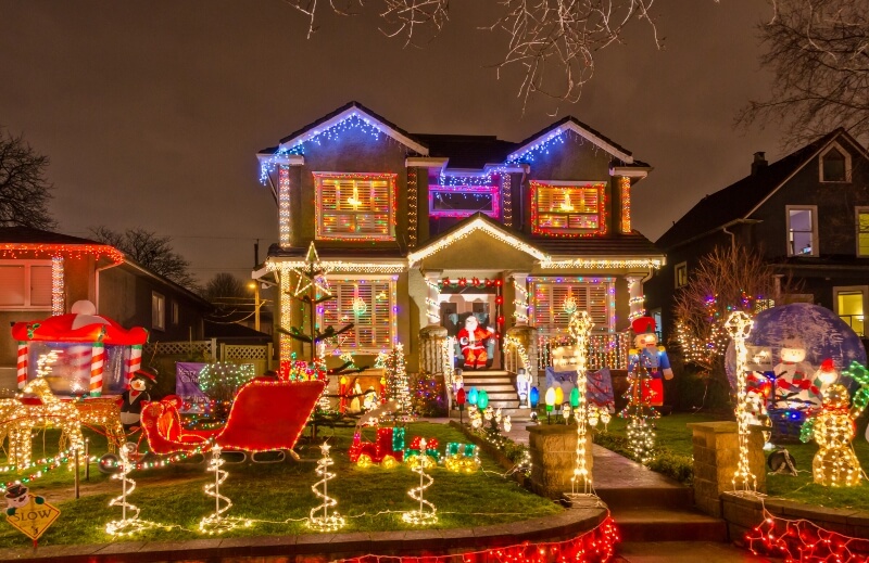 neighborhood christmas lights 