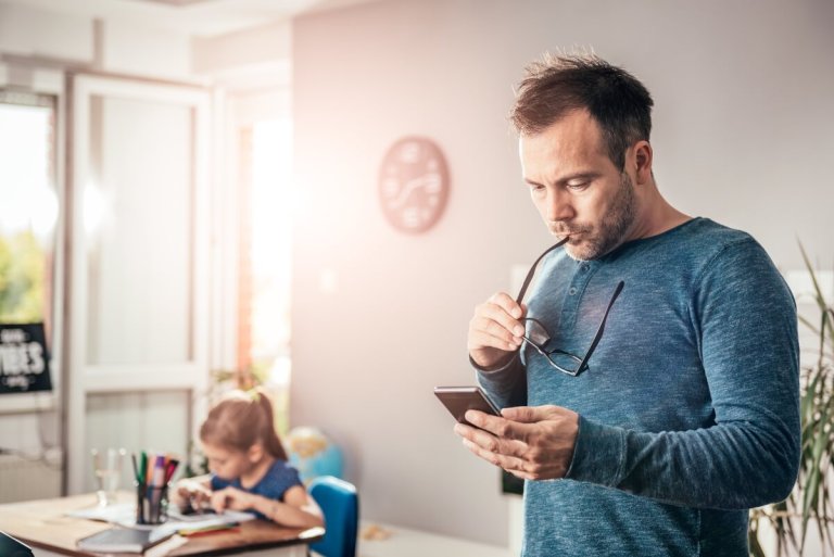 social media's effects on parenting