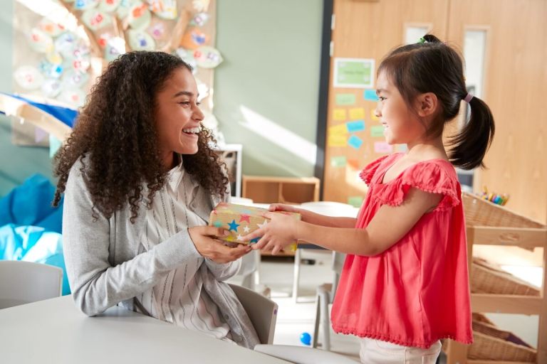 Ways Kids Can Say Thank You to Their Teachers