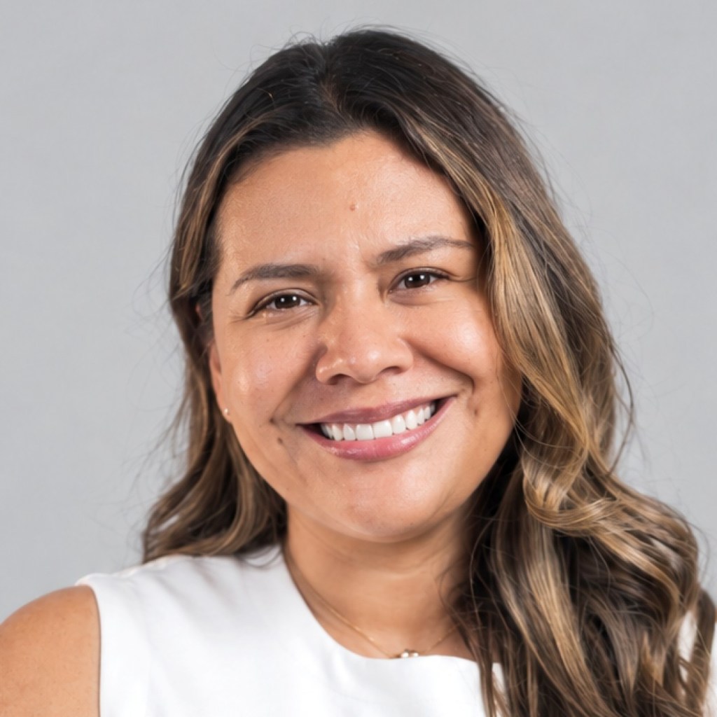 Leticia Castro, VP de Pessoas e Cultura na Lingokids