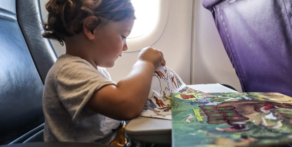 games to entertain kids while traveling